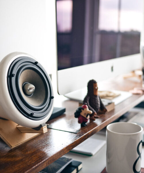 photo-1416339306562-f3d12fefd36f